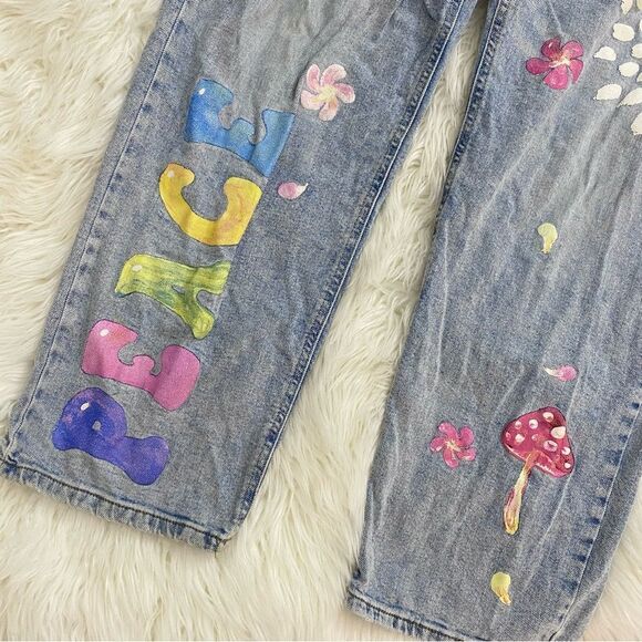 High Rise Dad Jeans Painted Denim Jeans 🍄 🌸 - Picture 3 of 7
